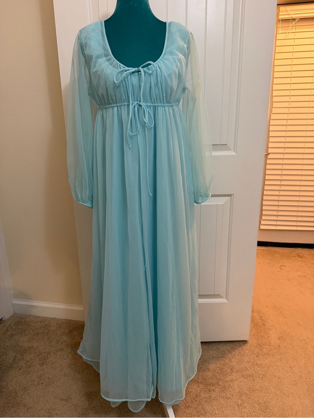 Dynasty Vintage Chiffon Peignoir Robe & Gown Set Powder Blue Sz Large